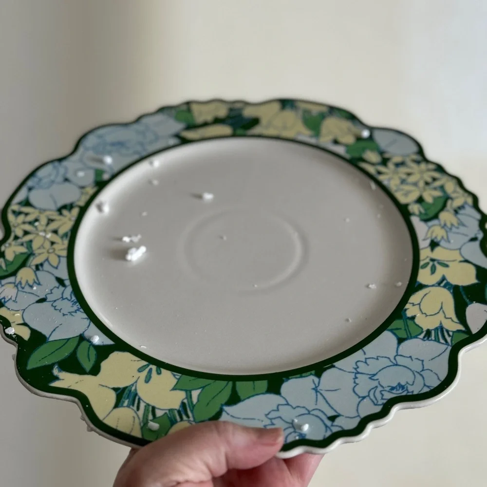 Green Lyla Dinner Plates‎